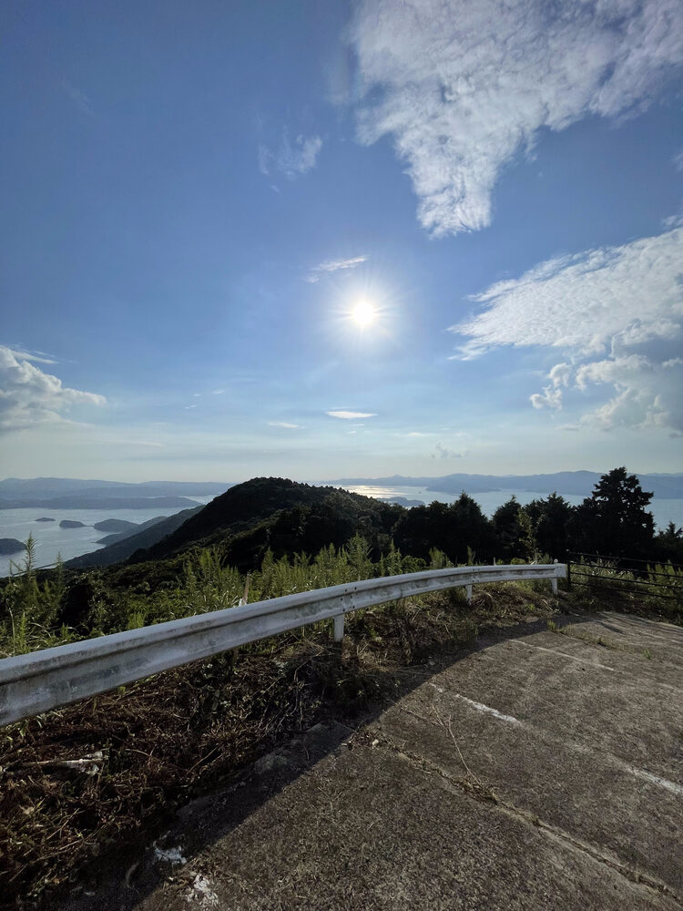 獅子島の道